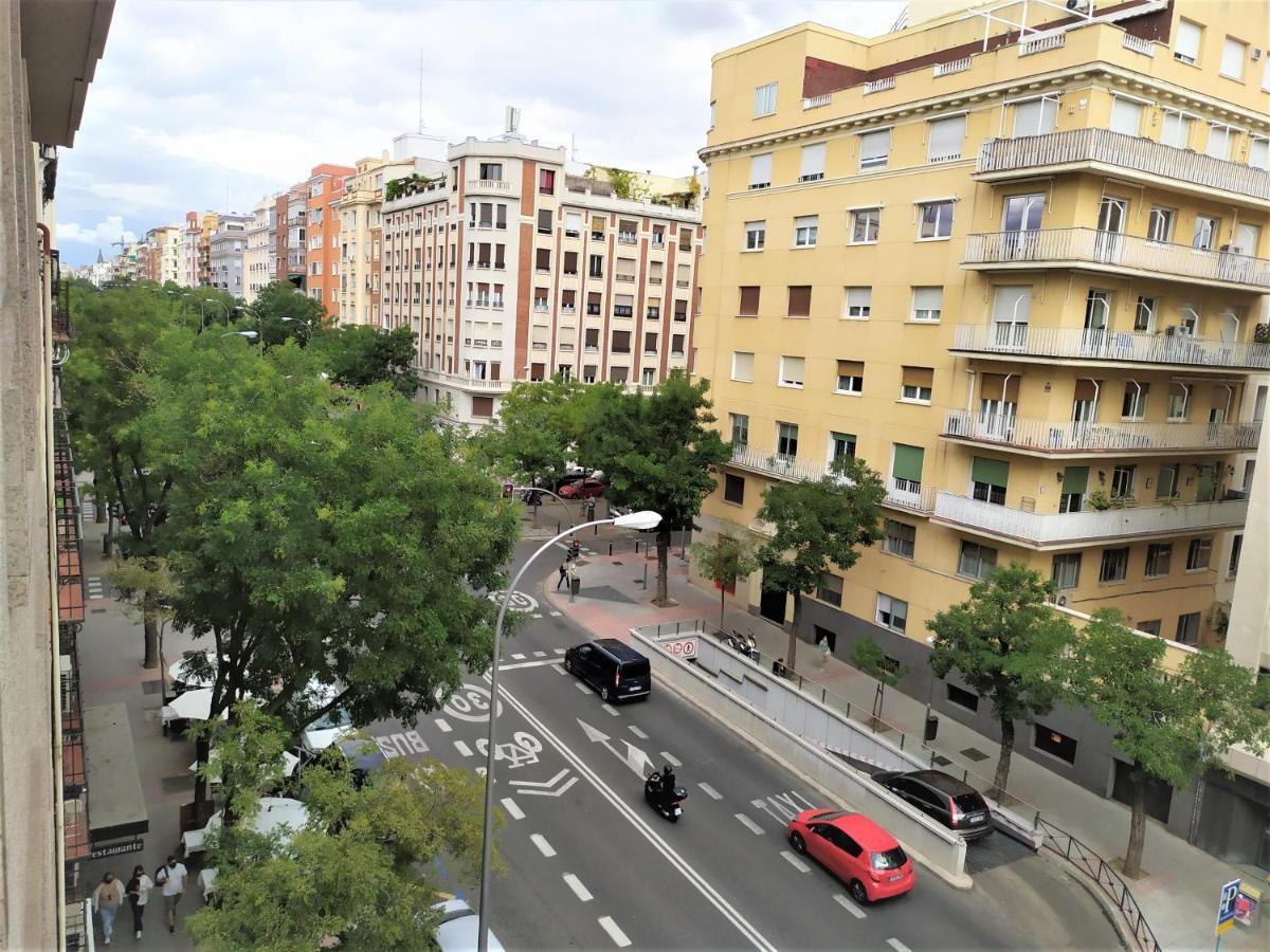 Retiro-Ibiza Alquiler Temporal-Hospitales Apartment Мадрид Екстериор снимка